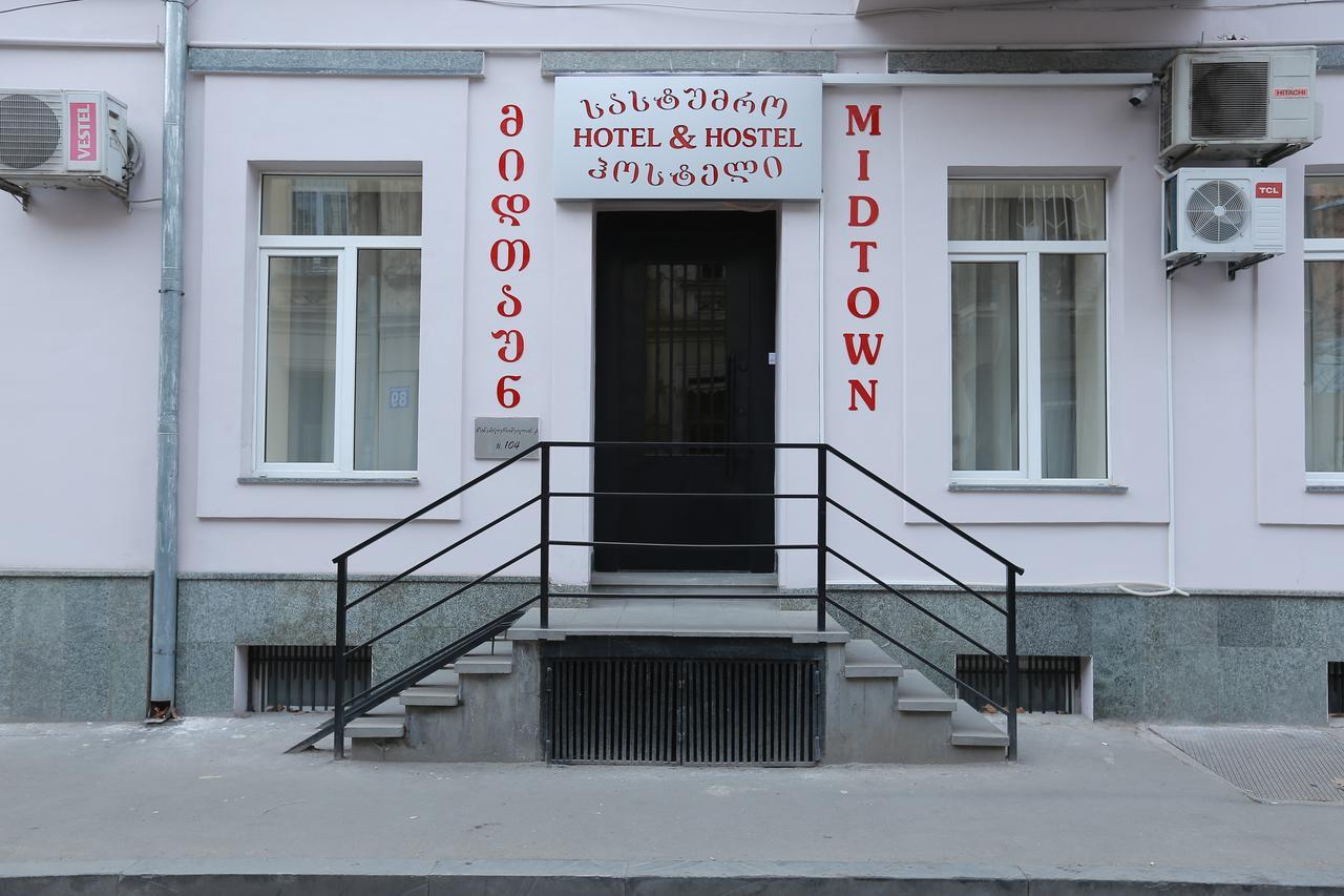 Midtown Hotel & Hostel Tbilisi Esterno foto